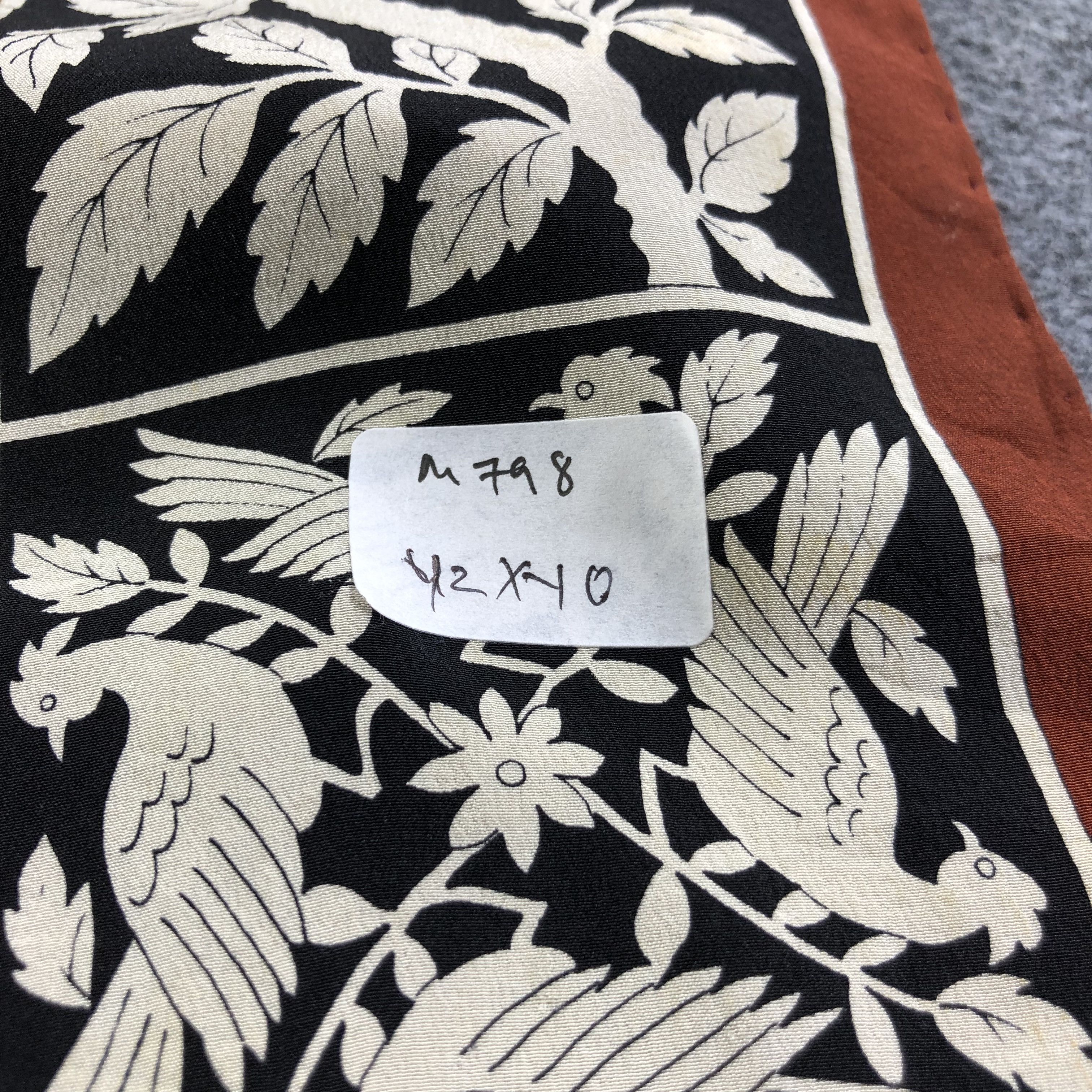 Japanese Brand Luxury Floral Hand Rolled Silk Scarf M798 Size ONE SIZE - 13 Thumbnail