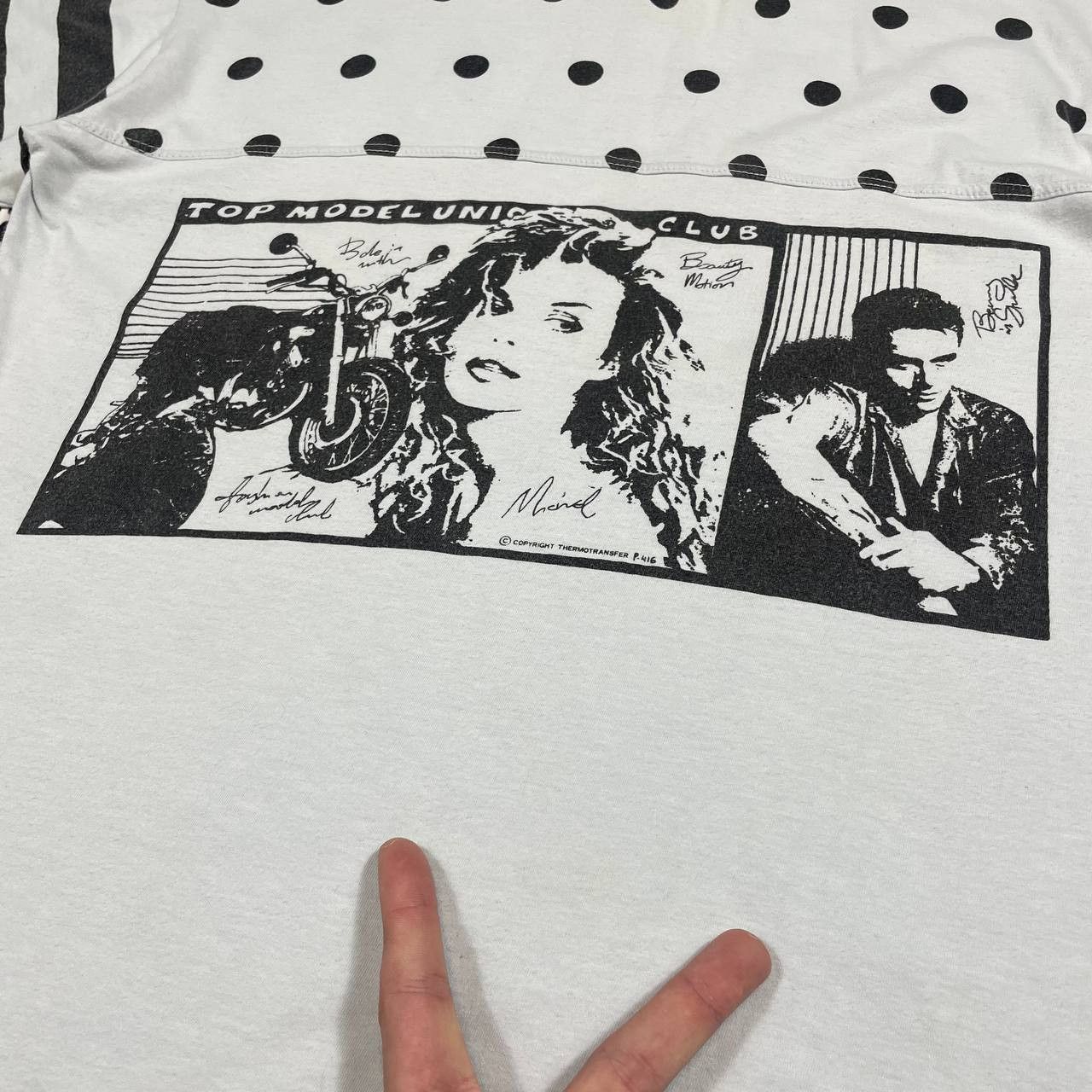 Vintage Vintage 90s Movie Top Model Retro Japanese Style T-shirt Size US XL / EU 56 / 4 - 9 Thumbnail
