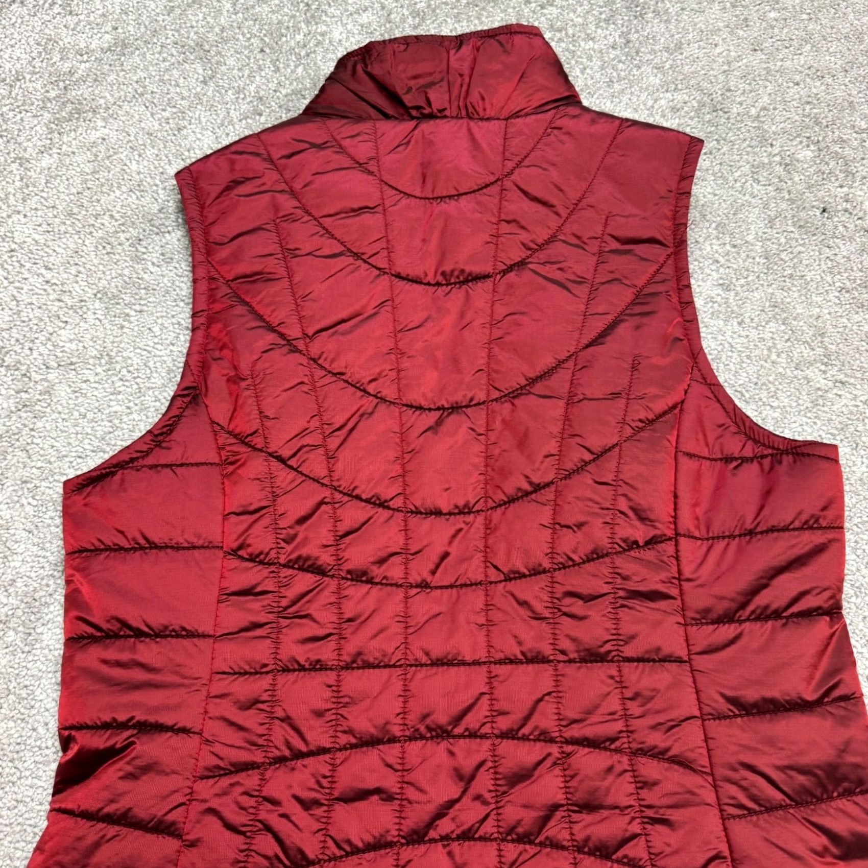 Alife Orangetheory Vest Quilted Puffer Red Womens Small Sleeveless Activewear Casual Outdoor Sports Athleisure Zip Full Zip Pockets Size S / US 4 / IT 40 - 5 Thumbnail