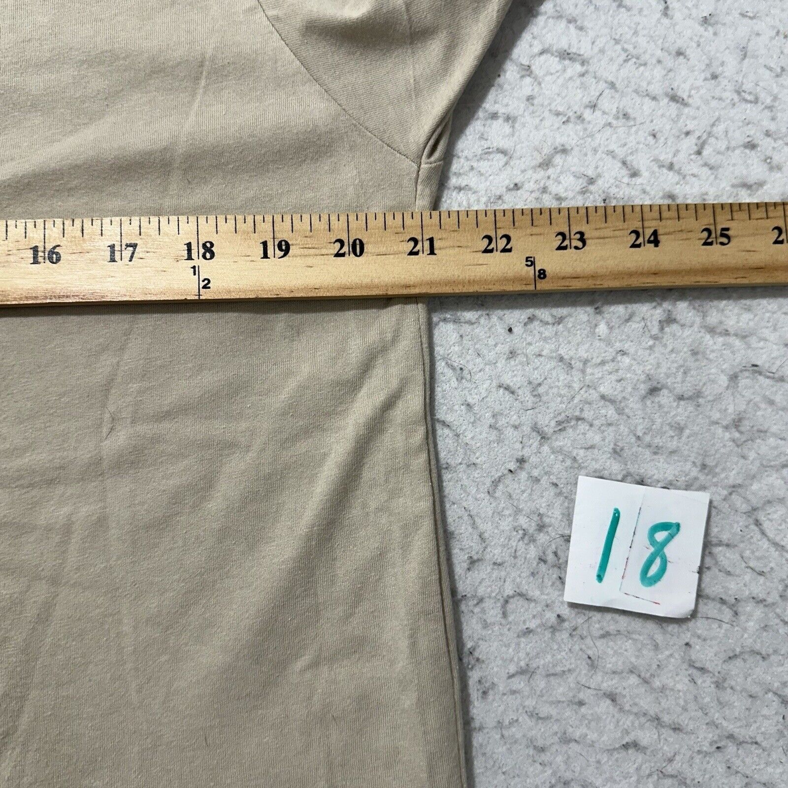 Other Costa Rica Pura Vida Large Sloth Beige Graphic T Shirt Size US L / EU 52-54 / 3 - 7 Thumbnail
