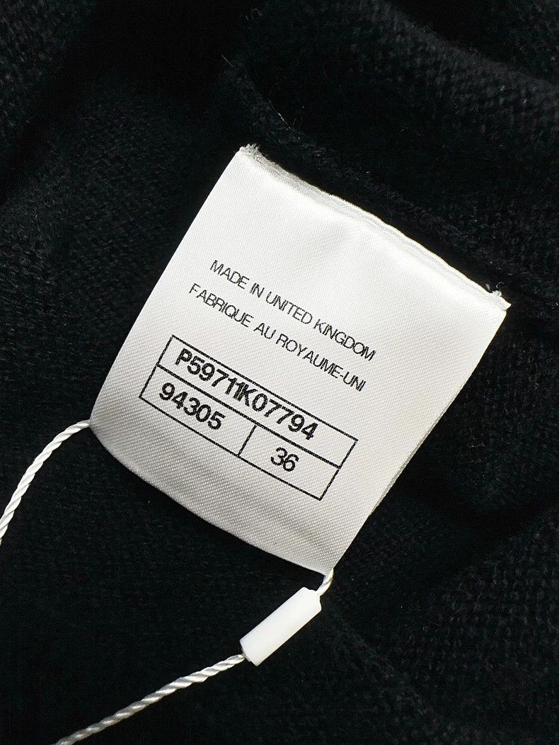 Chanel Chanel Black fake two-piece cashmere sweater Size XS / US 0-2 / IT 36-38 - 6 Thumbnail