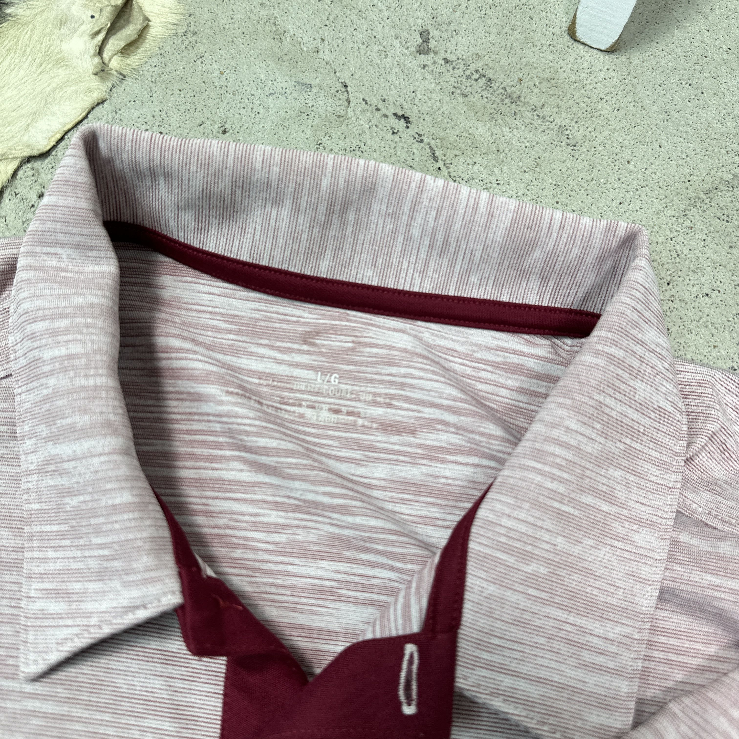 Oakley Vintage Sporty Streetwear Oakley Polo T-shirt Y2K Size US L / EU 52-54 / 3 - 3 Thumbnail