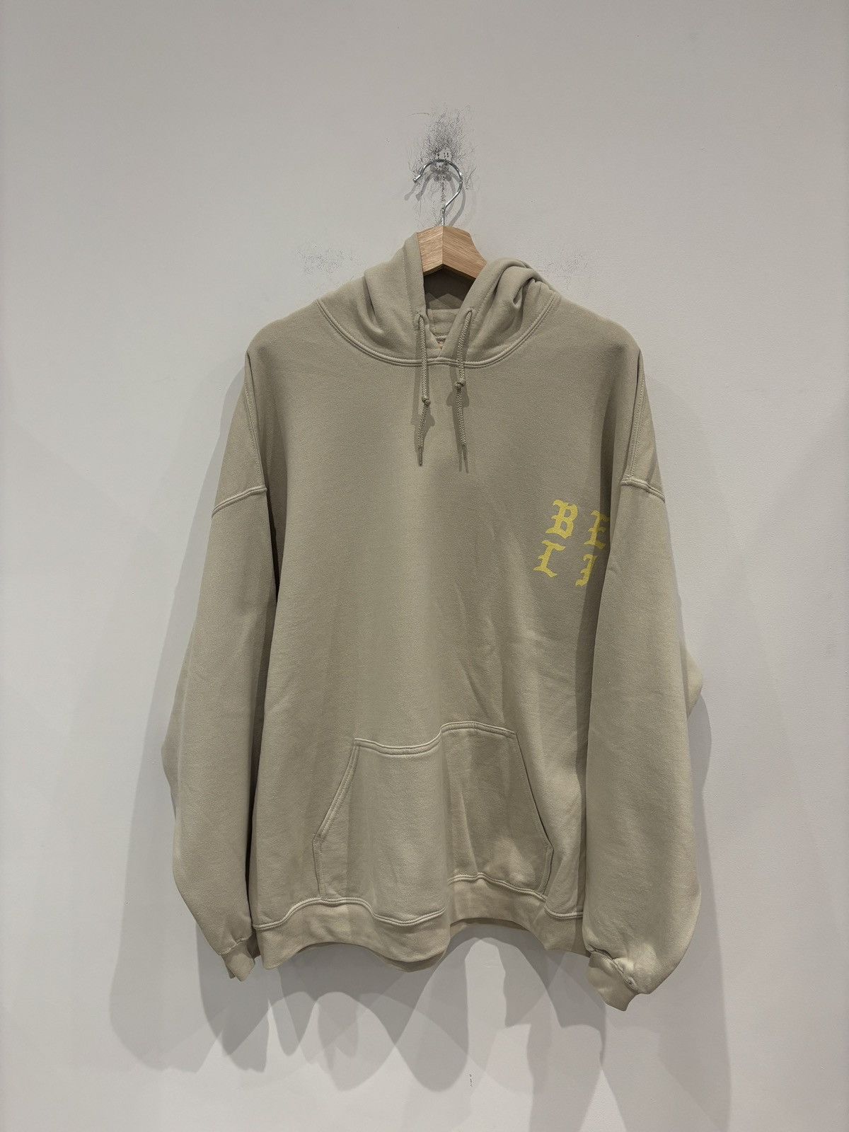 Kanye West Kanye West Pablo Berlin Hoodie Beige Size: XXL Size US XXL / EU 58 / 5 - 1 Thumbnail