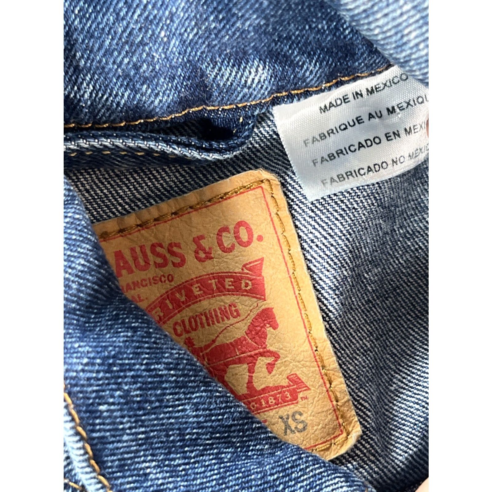 Levi's VINTAGE Levi's Trucker Jacket Denim Blues XS Mens Short Button Pocket Western Size US 27 - 4 Thumbnail