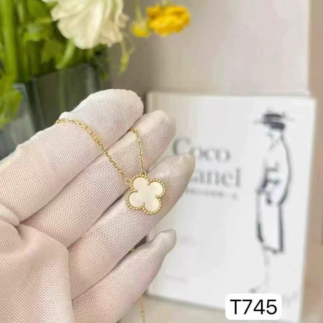 Van Cleef & Arpels VCA Medium White Flower Necklace 42cm Near Mint Size ONE SIZE - 5 Thumbnail