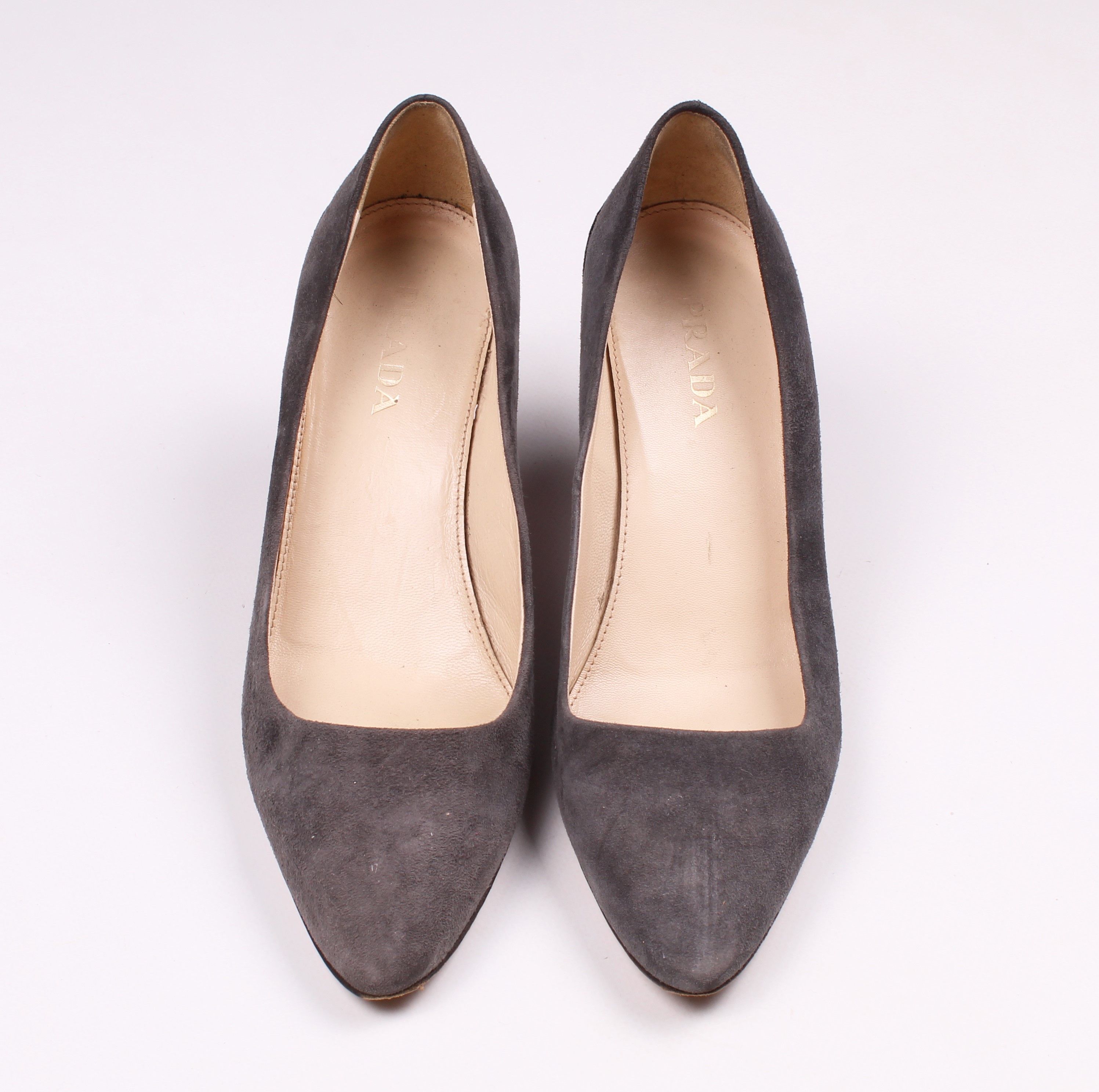 Prada × Vintage Vintage Prada Gray Black Suede Pumps Heels Size US 7 / IT 37 - 2 Thumbnail