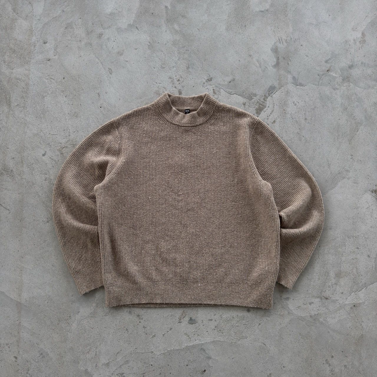 Uniqlo Vintage Uniqlo Mock Neck Knit Sweater Tan Pullover Wool Size US XL / EU 56 / 4 - 1 Thumbnail