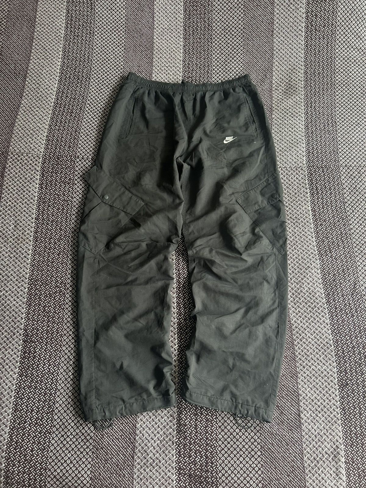 Nike Vintage Nike Sportswear Track Pants Streetwear Style Size L Size US 36 / EU 52 - 1 Thumbnail