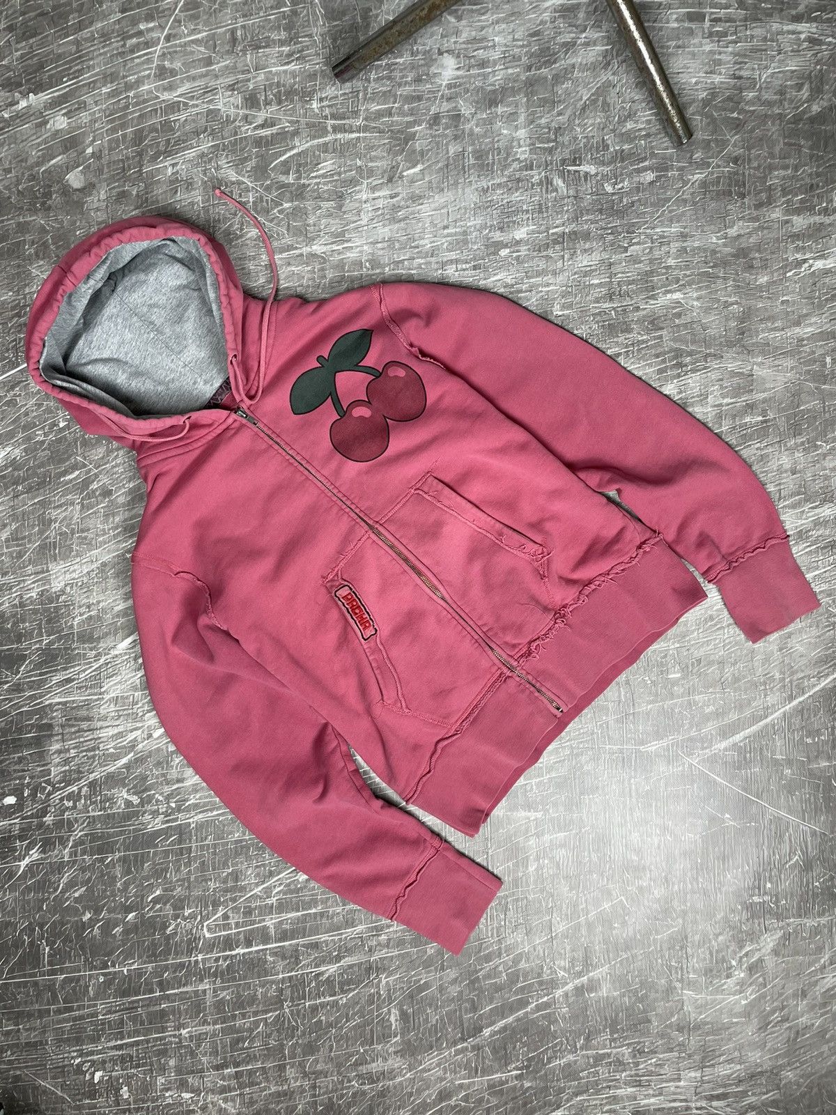 20471120 × Japanese Brand Y2K Cherry Logo Ripped Zip Hoodie Hysteric Glamour Style Size US S / EU 44-46 / 1 - 3 Thumbnail