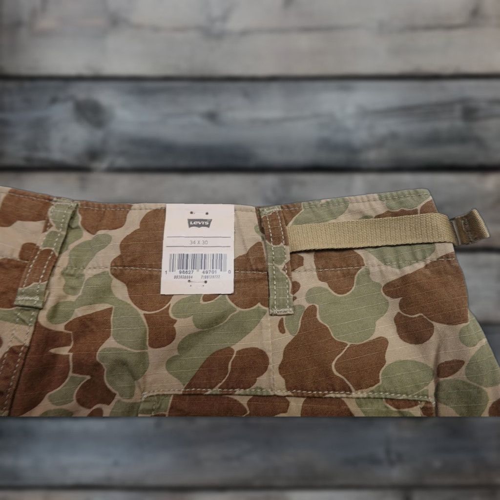 Levi's Levi's XX Cargo Baggy Pants Men 34x30 Camouflage Multicolor Workwear Cargo Pockets Adjustable Waist NWT Regular Inseam 30 Overall Size US 34 / EU 50 - 1 Thumbnail