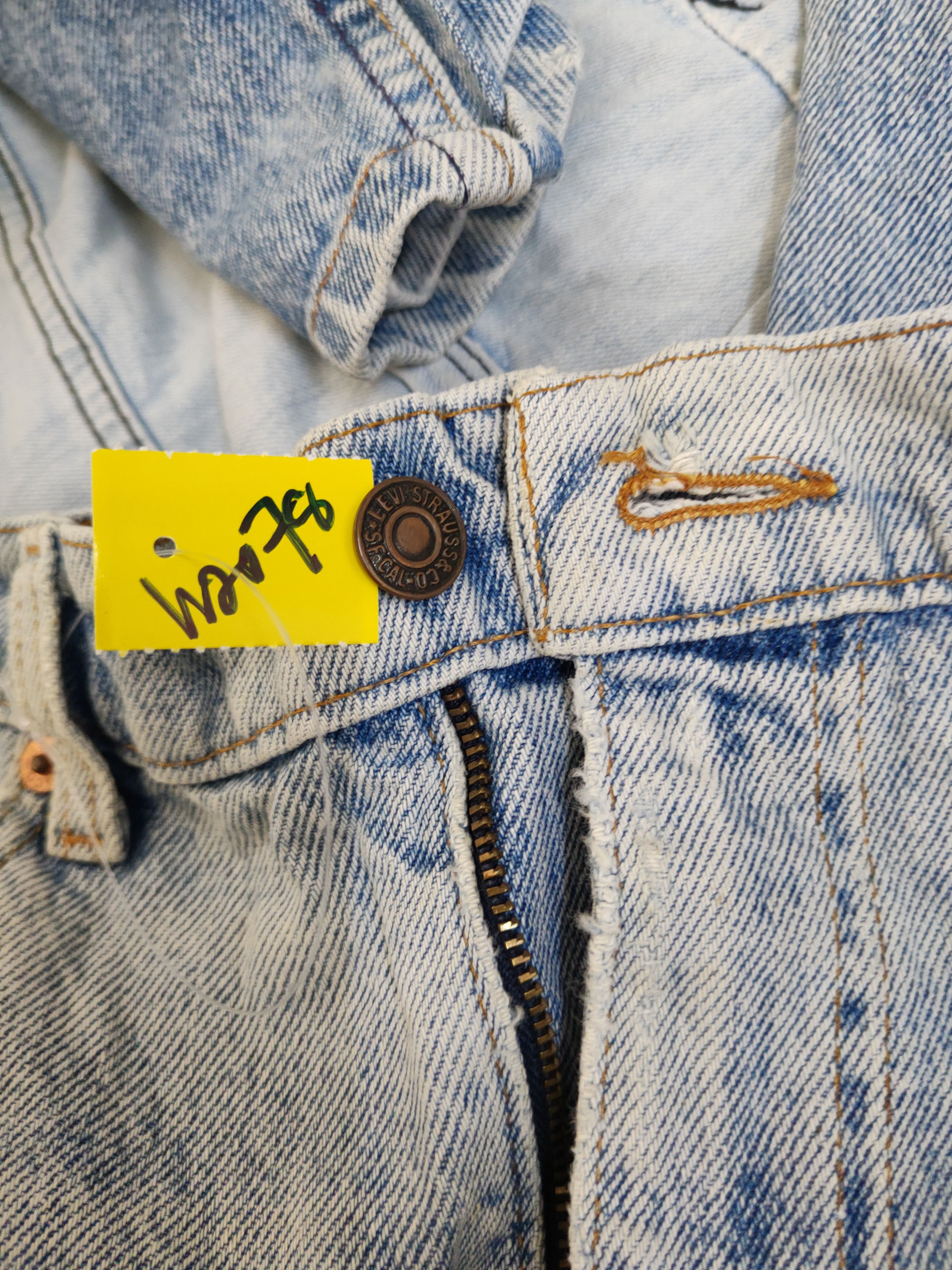 Levi's 510 Levi's Blue Distressed Ripped denim Jeans #W2078 Size US 33 - 17 Thumbnail