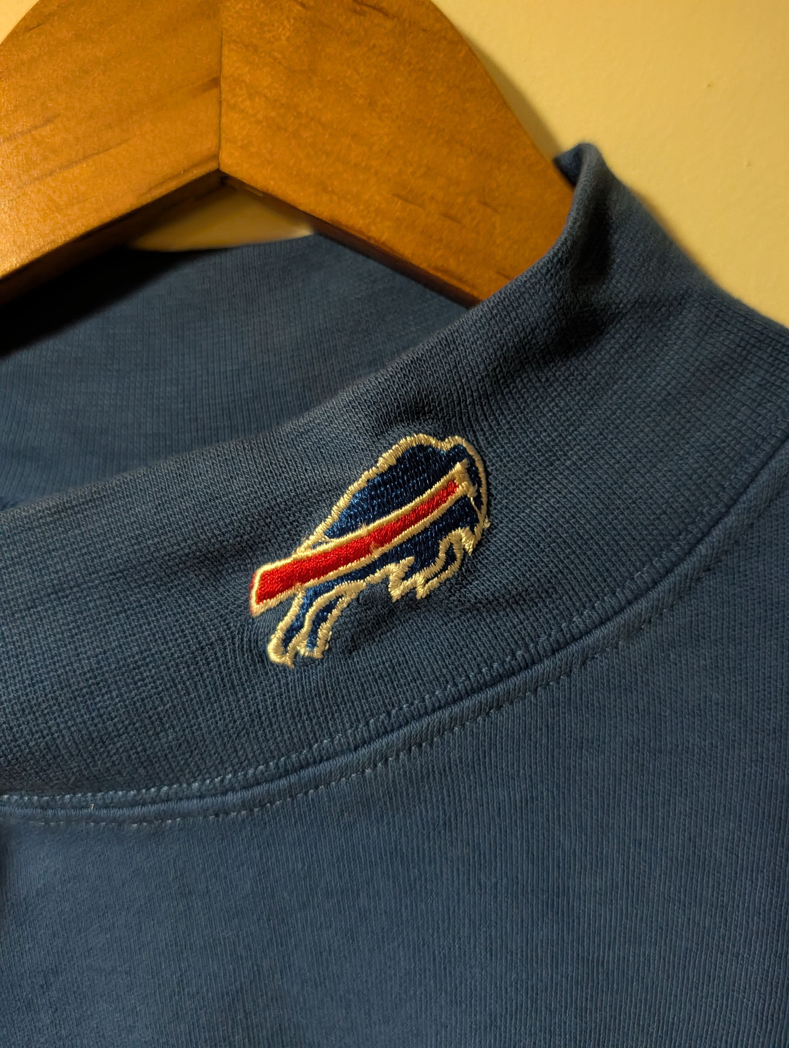 NFL VTG NFL For Her Buffalo Bills Mock Neck Long Sleeve Shirt Size US L / EU 52-54 / 3 - 2 Thumbnail