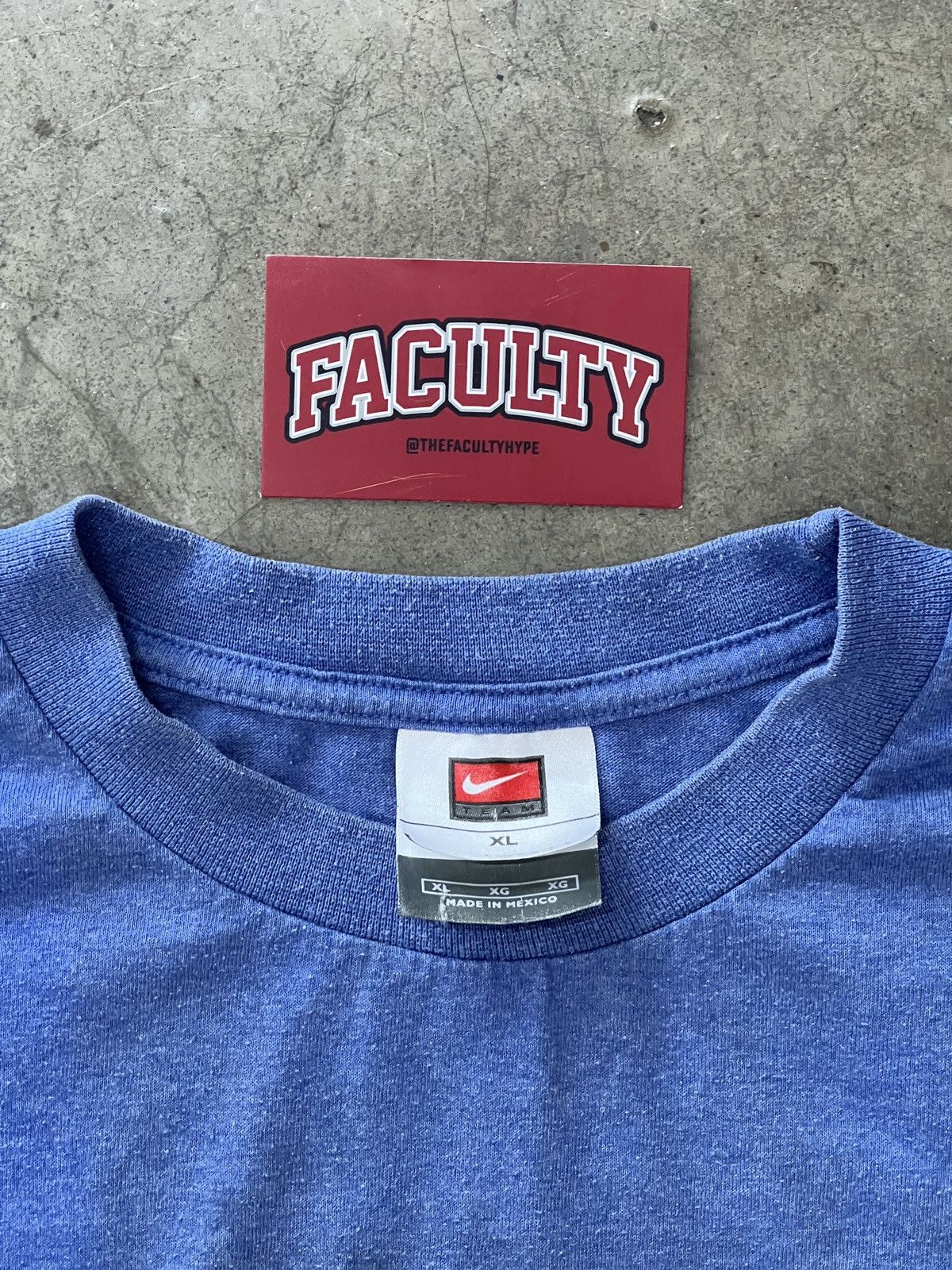 Nike Vintage 2000s Nike University of Florida Gator Tee XXL Size US XL / EU 56 / 4 - 3 Thumbnail