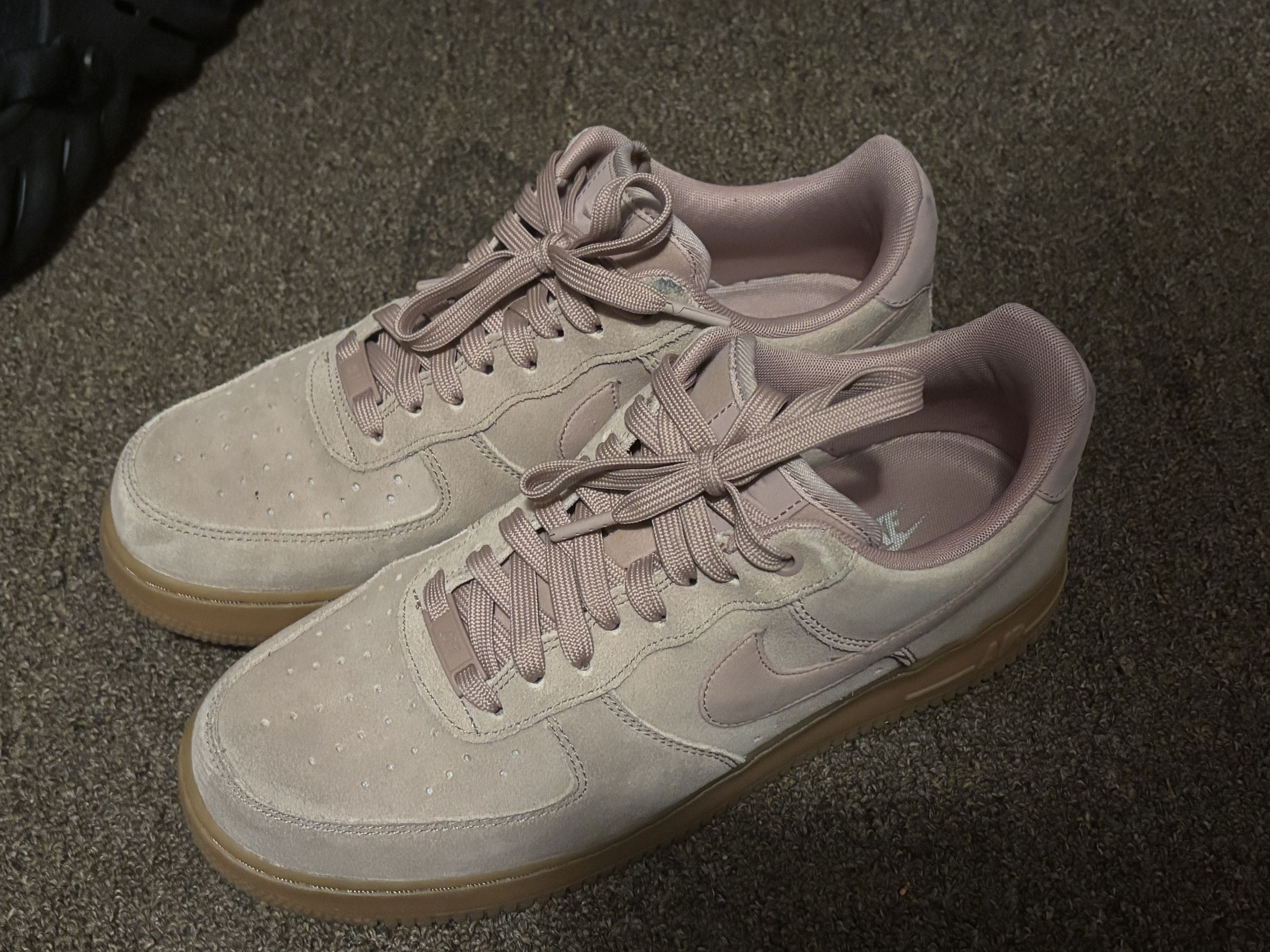 Nike Air Force One Low Size US 9.5 / EU 42-43 - 1 Thumbnail
