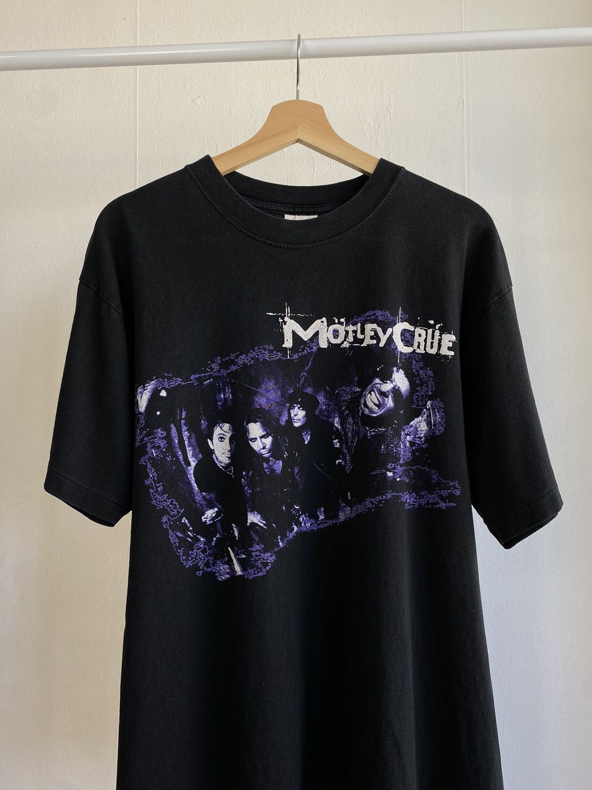 Band Tees × Vintage Vintage 90s Motley Crüe Find Myself band tee Size US XL / EU 56 / 4 - 3 Thumbnail