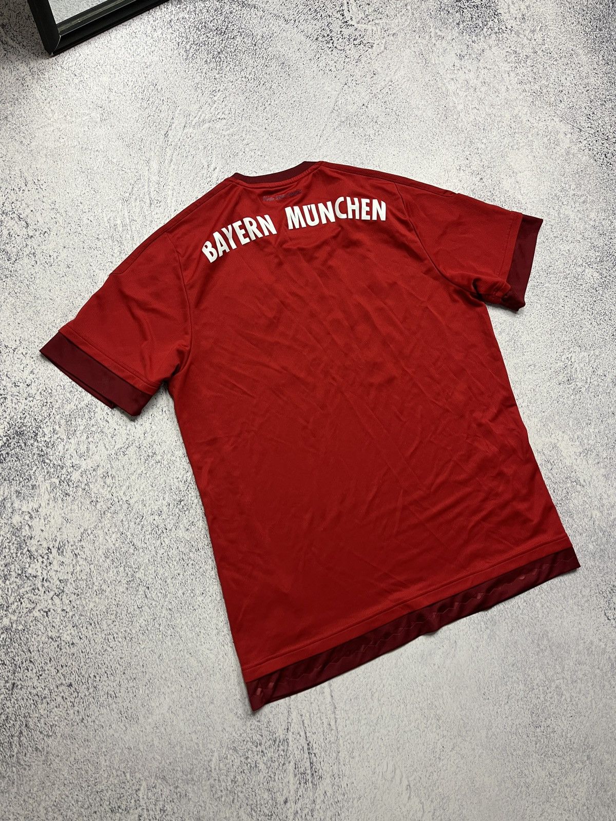 Adidas Bayern Munich 2015-2016 Home Soccer Jersey Football Shirt Size US L / EU 52-54 / 3 - 12 Thumbnail