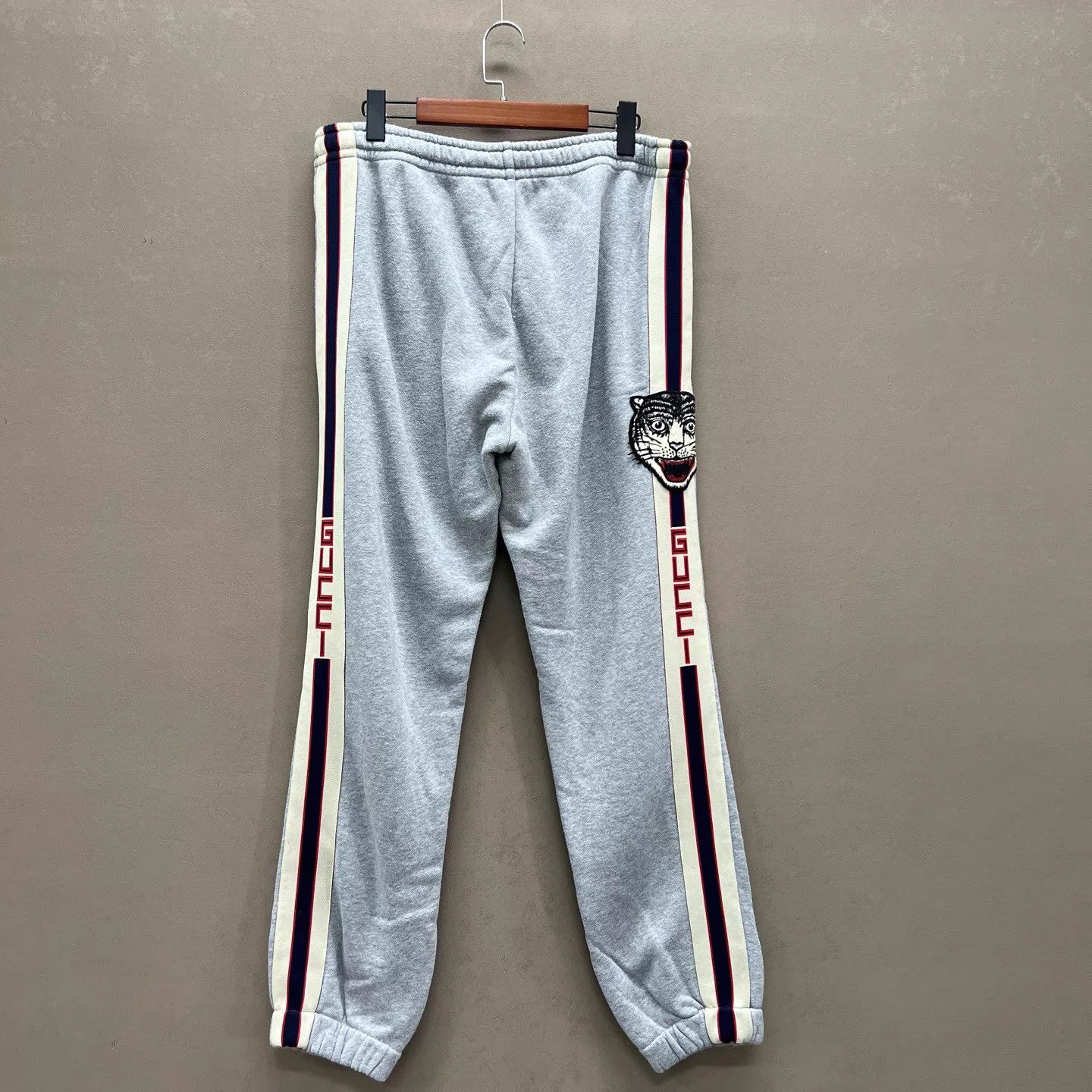 Gucci Gucci 99 New Tiger Head Side Stripe Sweatpants XL Size US 36 / EU 52 - 2 Thumbnail