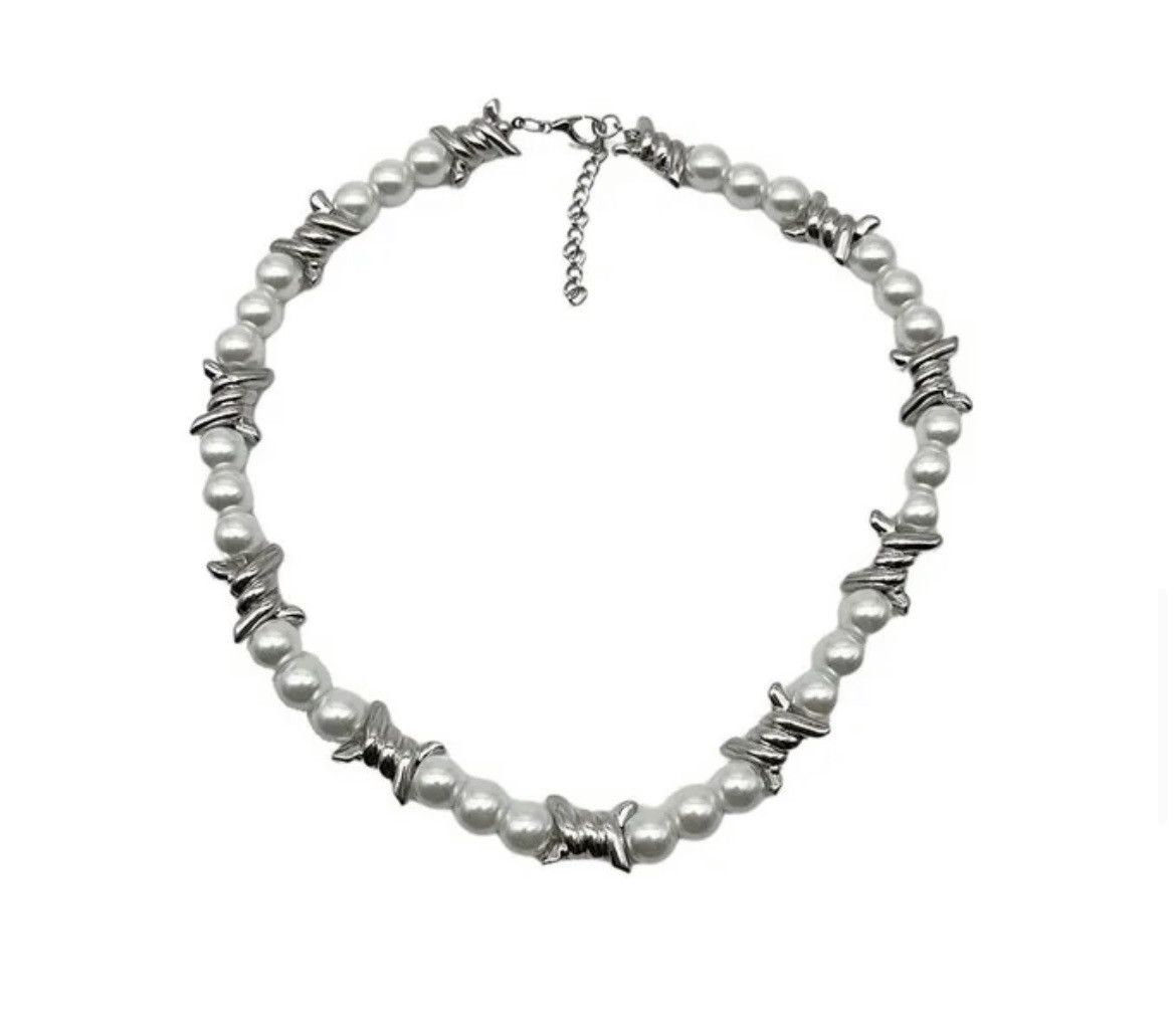Pearls Before Swine Punk Hip Hop White Imitation Pearl Necklace Size ONE SIZE - 7 Thumbnail