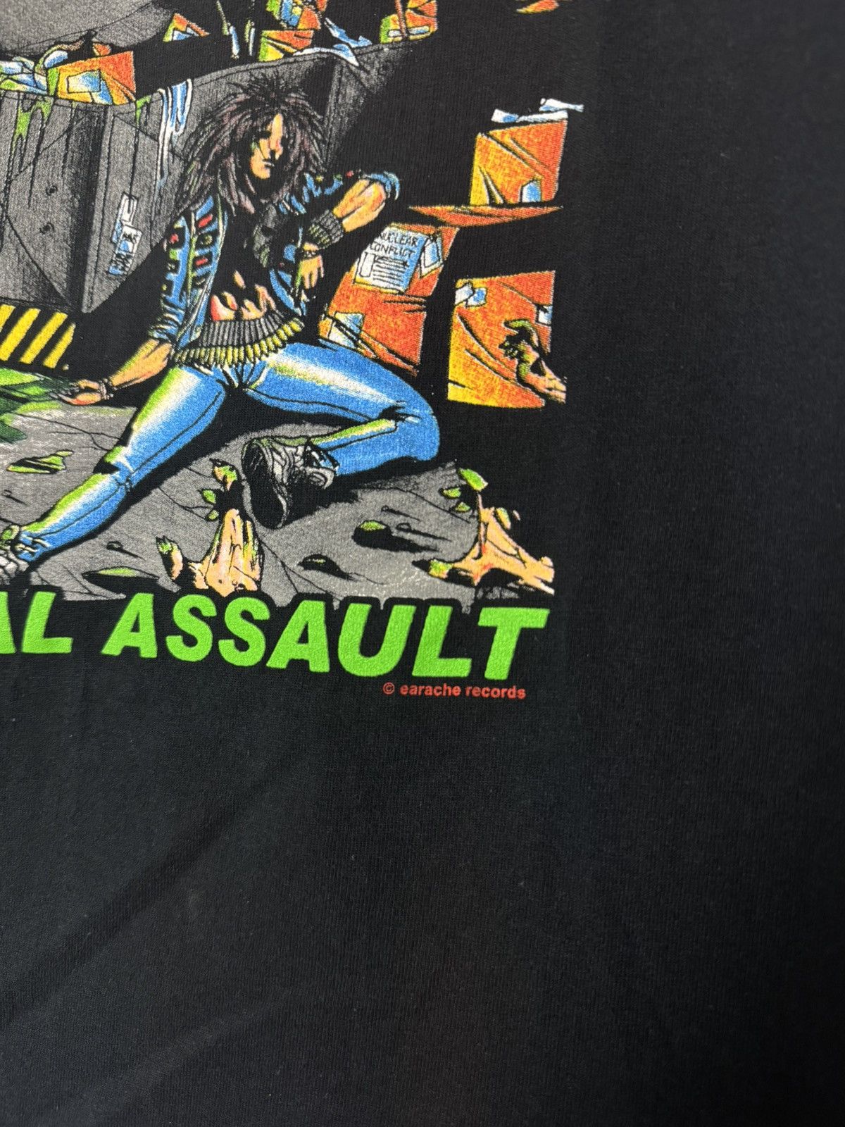 Band Tees Violator “Chemical Assault” T-shirt Band Tee Rock Metal Size US S / EU 44-46 / 1 - 3 Thumbnail