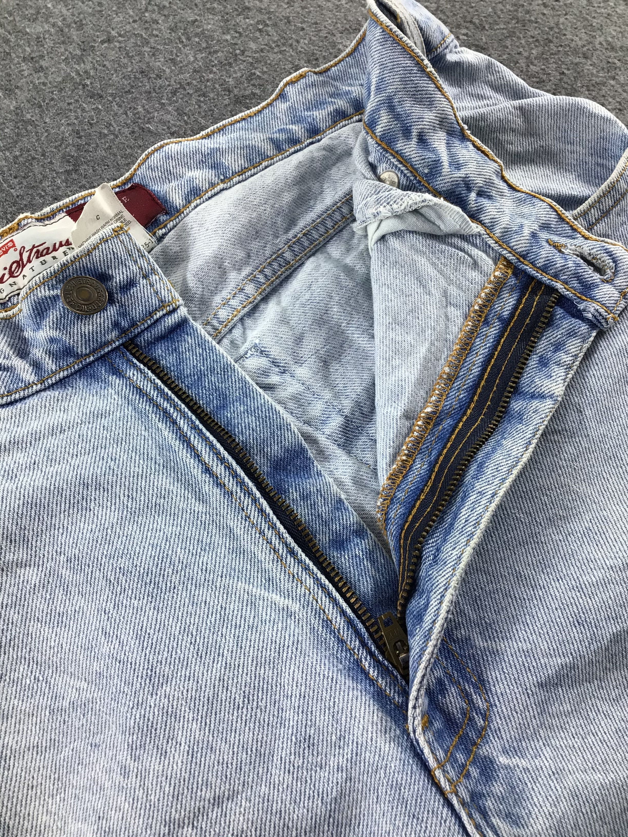 Levi's Vintage Levis 545 Jeans Light Wash Denim -J508 Size US 34 / EU 50 - 8 Thumbnail