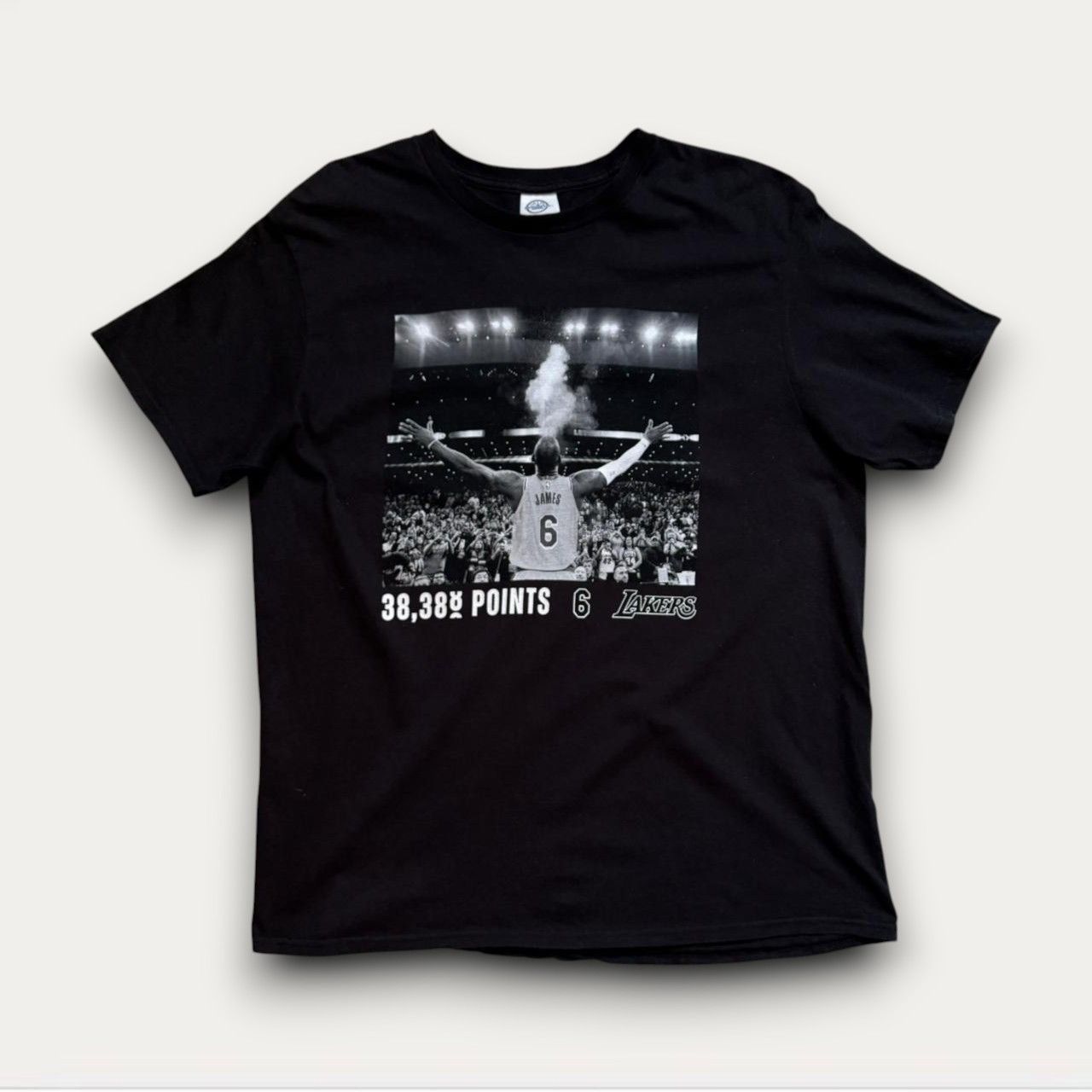 Delta LeBron James Scoring Record Tee Size US XL / EU 56 / 4 - 1 Thumbnail