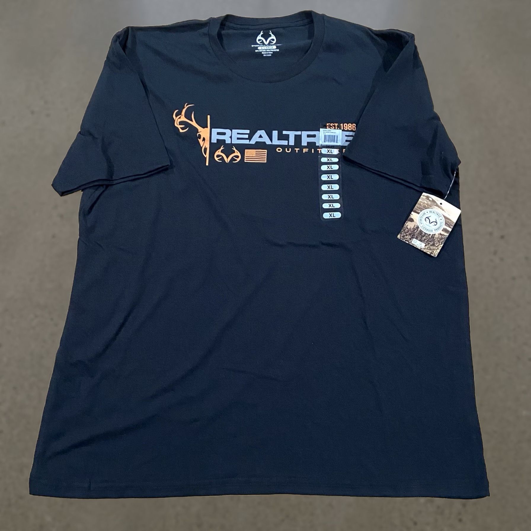 Realtree REALTREE Men’s Shirt Short Sleeve Graphic Tee 100% Cotton Black XL Deer Logo Hunting NWT Mens Regular Fit Brand Realtree Size US XL / EU 56 / 4 - 1 Thumbnail