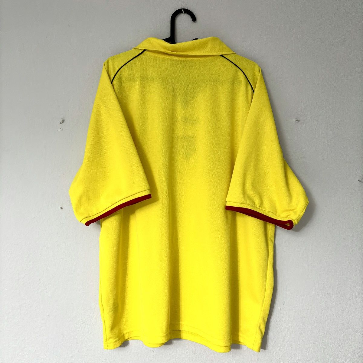 Vintage 2003 2005 Watford England Vintage Home Kit Soccer Jersey Tee Size US XL / EU 56 / 4 - 6 Thumbnail