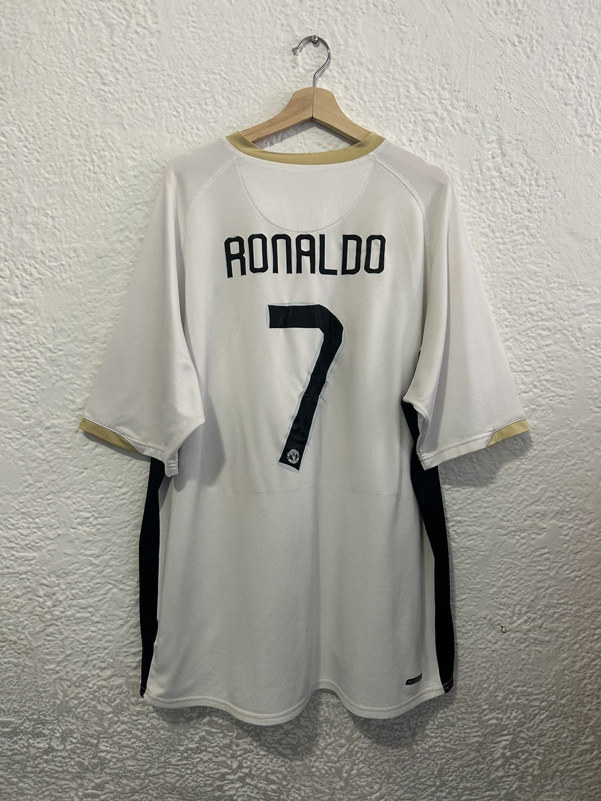 Image of 2007-08 Cristiano Ronaldo Manchester United Nike 3Rd Kit in White, Men's (Size 2XL)