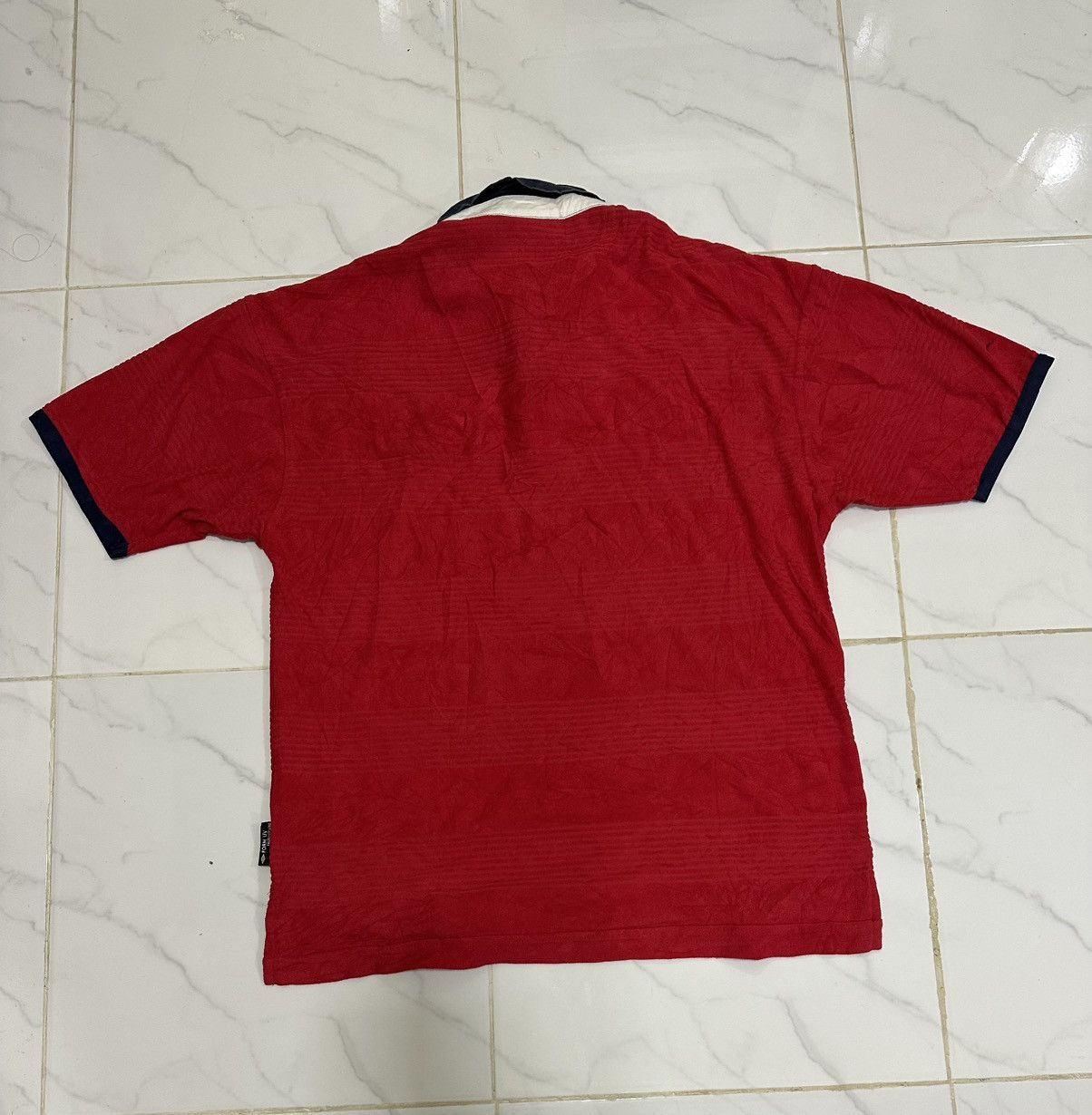 Umbro Englan football national team shirt vintage 1999-2001 Size US M / EU 48-50 / 2 - 7 Thumbnail