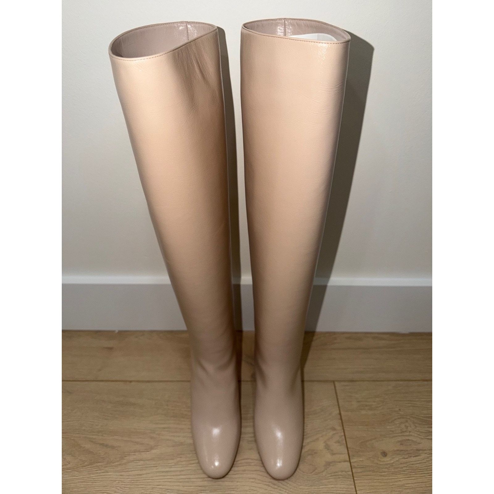 Christian Louboutin Christian Louboutin Janitta 85 Pearl Leather Knee Boot 38 Size US 8 / IT 38 - 14 Thumbnail
