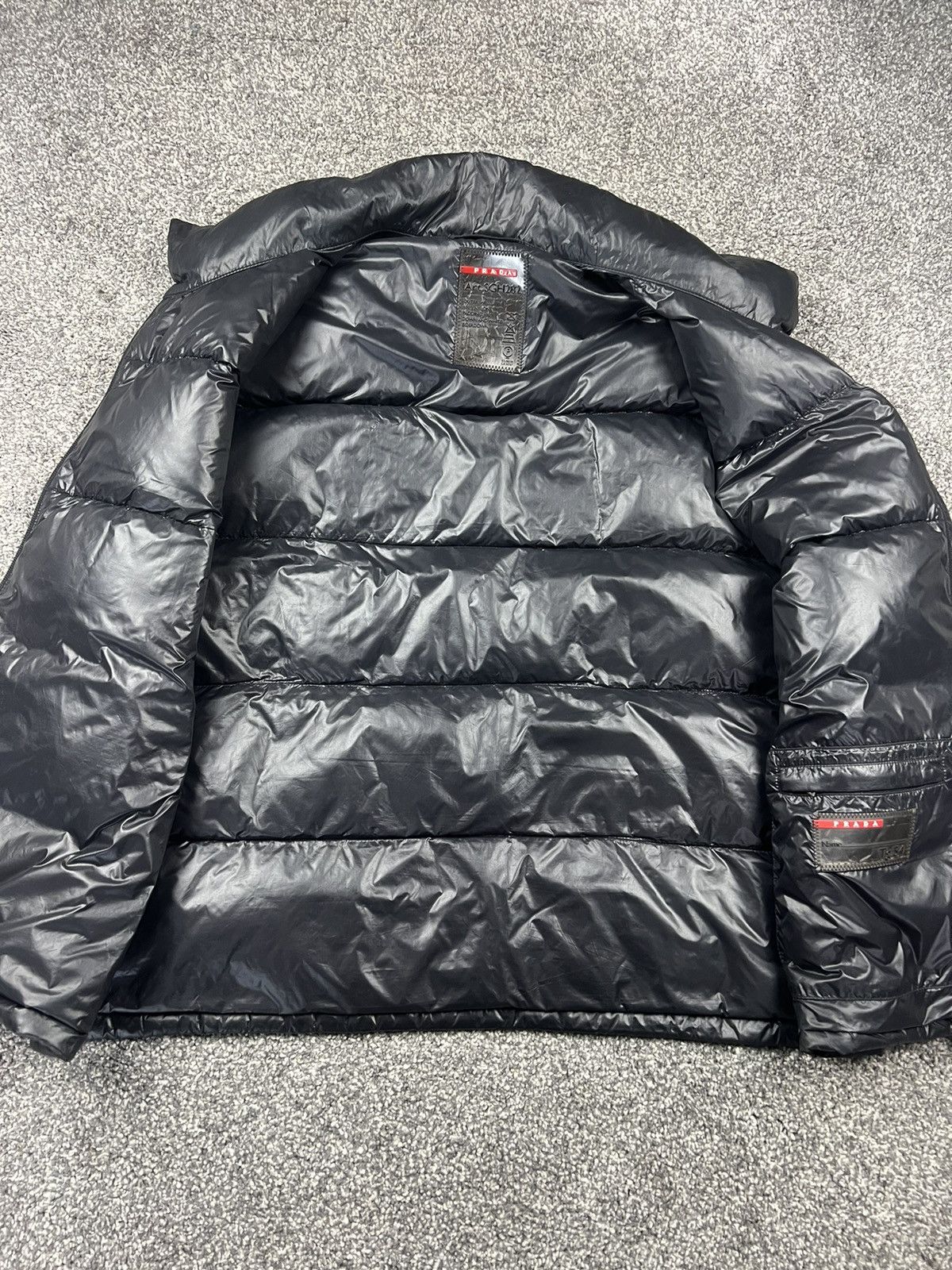 Prada PRADA MADE IN ITALY OPTI Down Vest Black Nylon Luxury Size US L / EU 52-54 / 3 - 6 Thumbnail