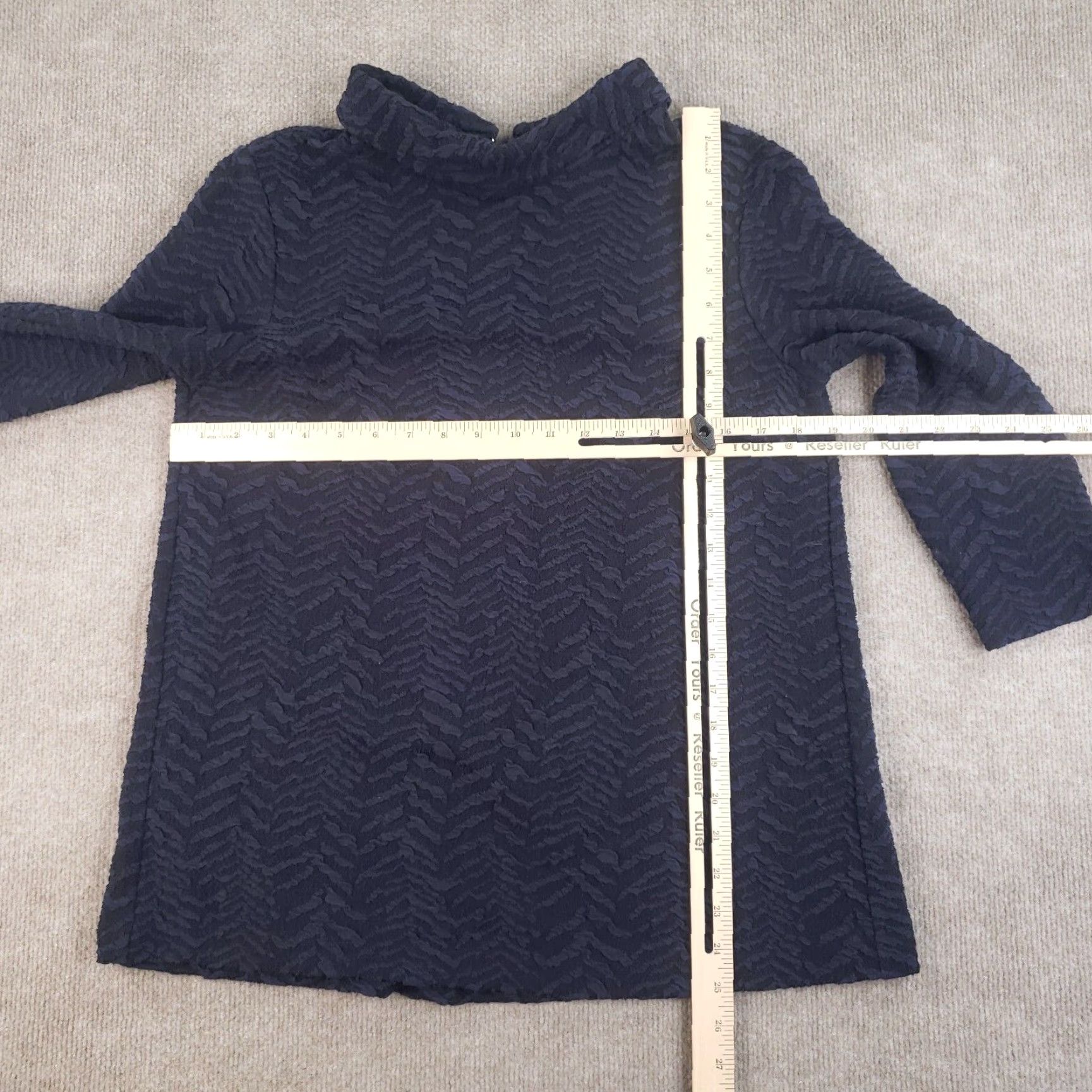 J.McLaughlin J. McLaughlin Sweater Women M Blue Collared Textured Zip Back Lightweight Size M / US 6-8 / IT 42-44 - 2 Thumbnail