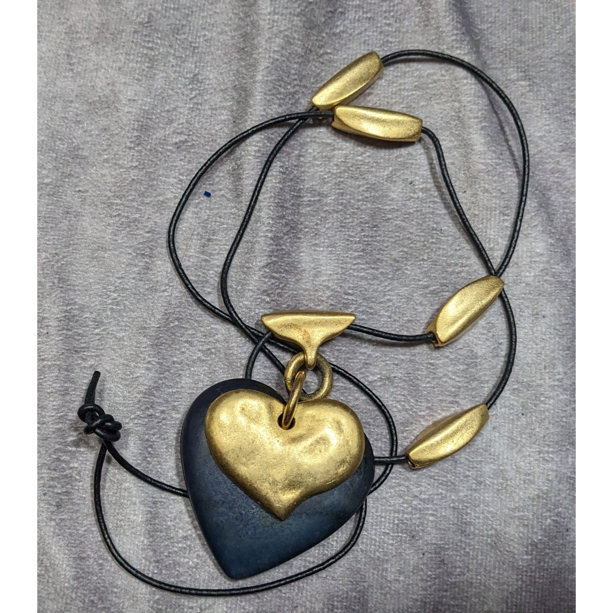 Other Vintage Brutalist Black And Gold Tone Layered Heart Pendant Size ONE SIZE - 4 Thumbnail