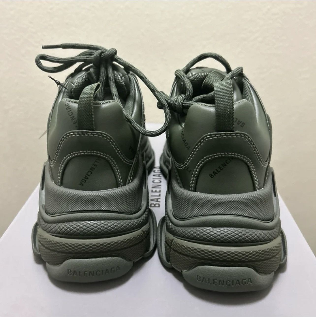 Balenciaga Balenciaga Triple S Sneakers Size US 7 / EU 40 - 4 Thumbnail