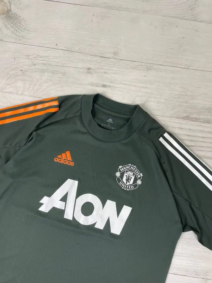 Adidas Manchester United 2020 2021 Training Shirt Soccer Jersey Size US S / EU 44-46 / 1 - 2 Thumbnail