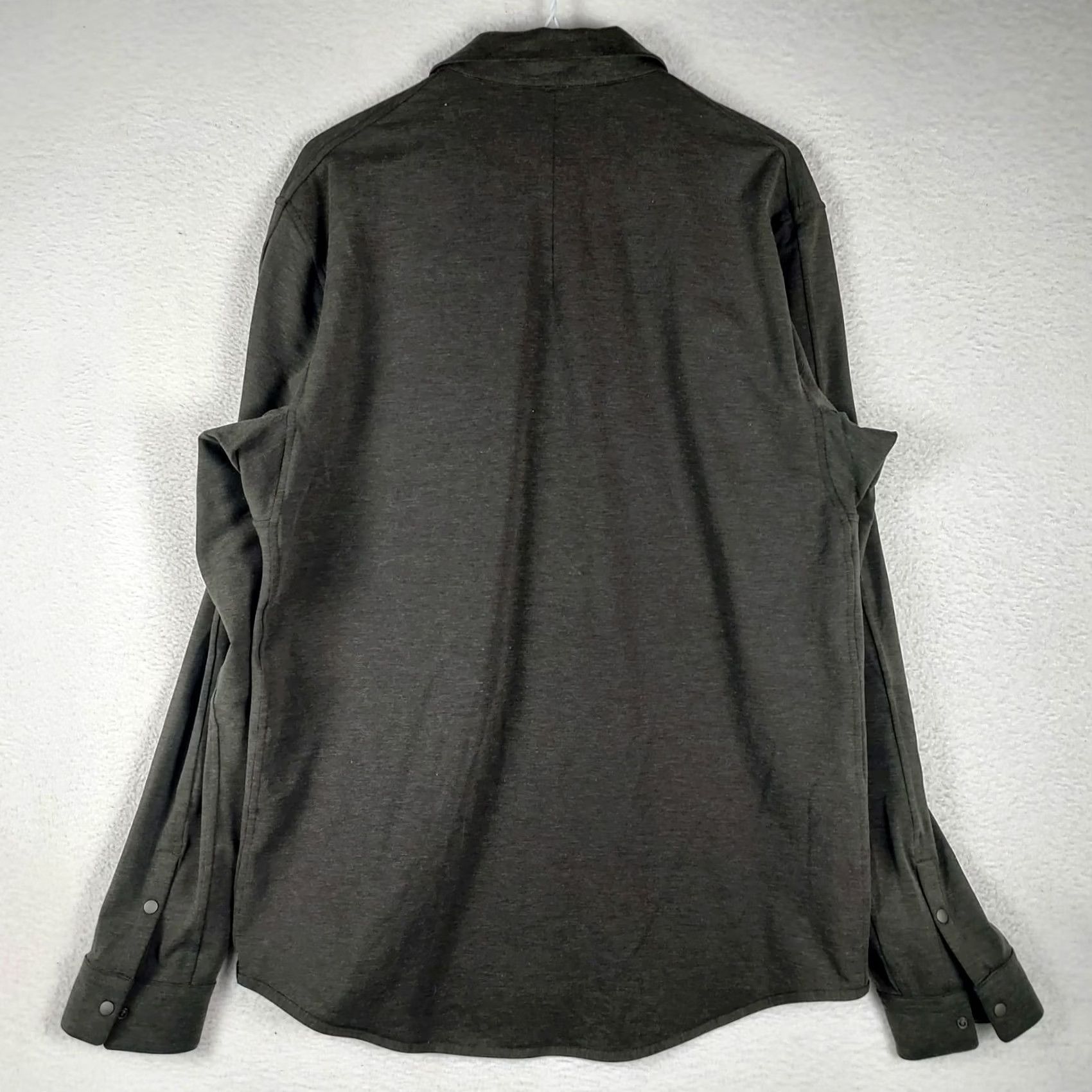 Lululemon Lululemon Mens L Button Down Shirt Snap Front Long Sleeve Performance Green Polyester Casual Regular Shirt Men Multiple Seasons Size US L / EU 52-54 / 3 - 2 Thumbnail