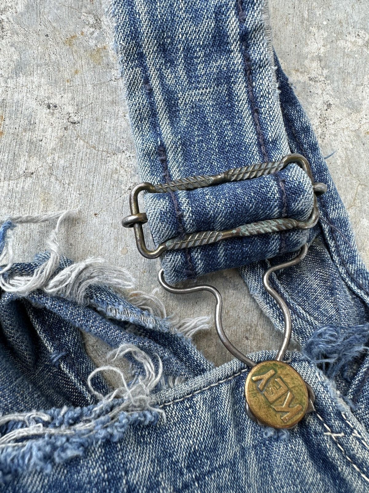 Vintage 50s Trashed Union Selvedge Key Denim patchwork farmer bib Size US 37 - 15 Thumbnail