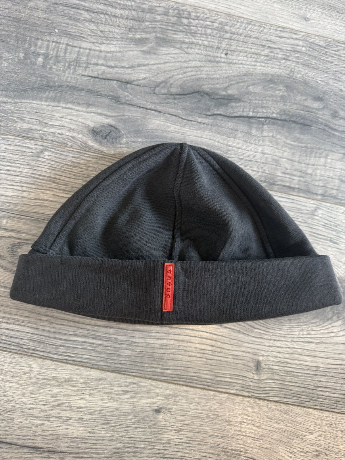 美品 00s PRADA SPORTS WOOL LOGO BEANIE Prada Sport White Cream 00s Wool Knit Ribbed Beanie – ajpg_shop