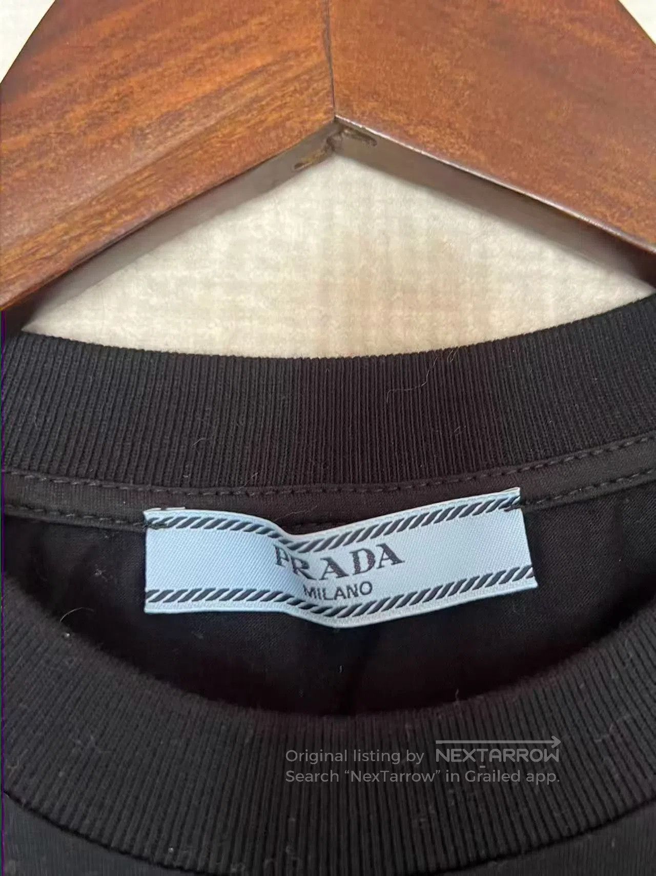 Prada Prada Black Triangle Logo Short-Sleeve T-shirt. Size XS / US 0-2 / IT 36-38 - 3 Thumbnail