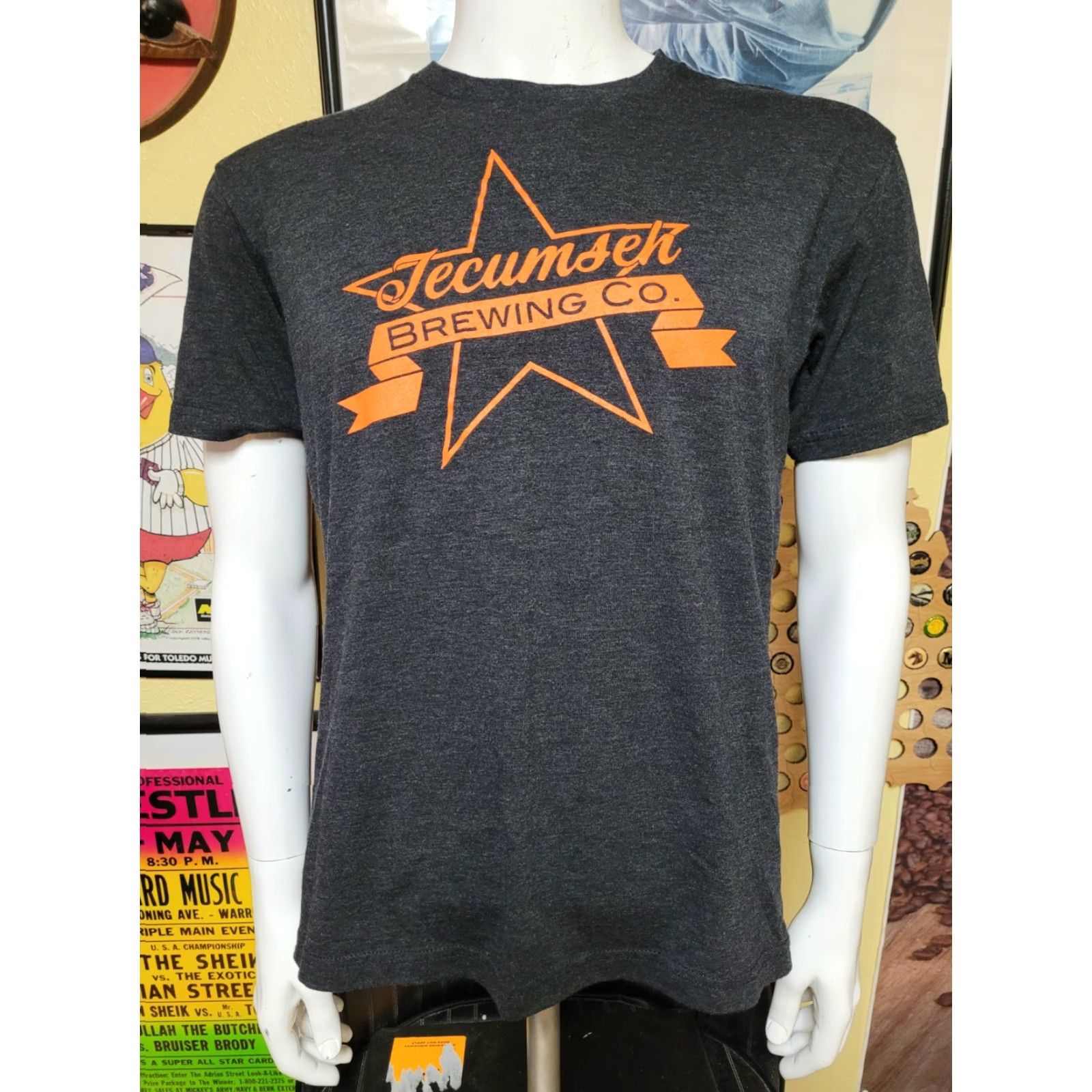 Next Level Tecumseh Brewing Co Logo T Shirt Large 2 Sided MI Michigan Craft Beer Nice Size US L / EU 52-54 / 3 - 2 Thumbnail