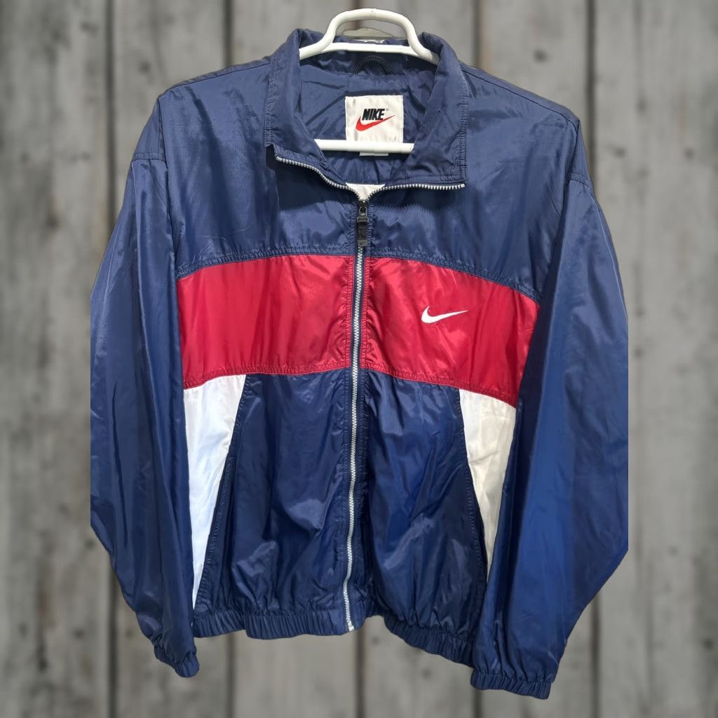 Nike VINTAGE Nike Spellout Full Zip Windbreaker Jacket Coat Swoosh Logo Mens XL VTG 90s Size US XL / EU 56 / 4 - 1 Thumbnail