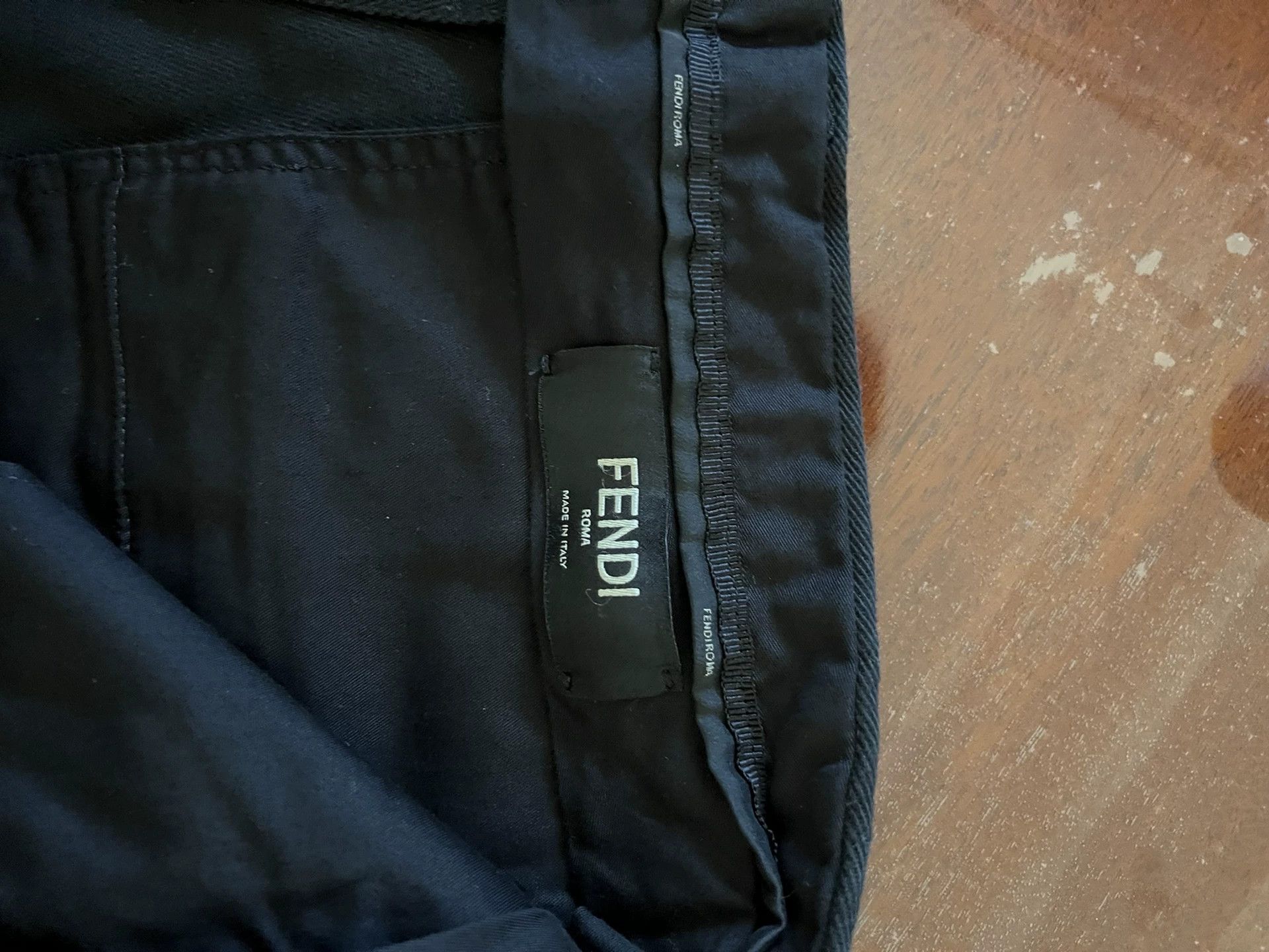 Fendi Fendi 2021 Front Embroidered Cutout Casual Shorts 50 95New Size US 34 / EU 50 - 4 Thumbnail
