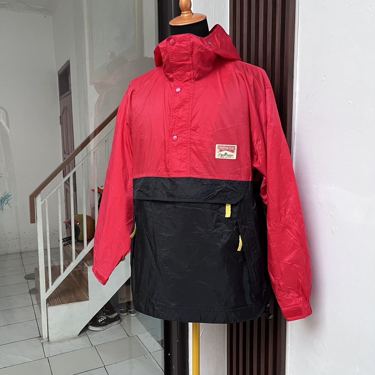 Marlboro × Marlboro Adventure Team × Vintage Vintage 90s Marlboro Team Adventure Anorak Jacket Size US L / EU 52-54 / 3 - 3 Thumbnail