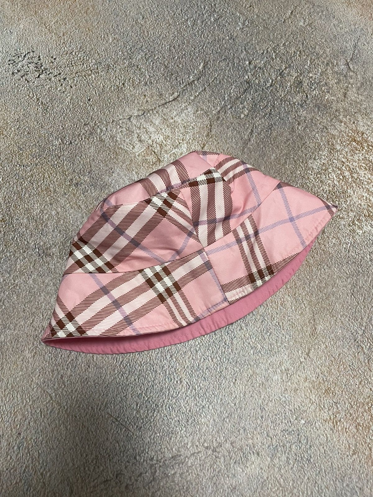 Burberry Burberry Reversible Checked Bucket Hat Size ONE SIZE - 3 Thumbnail