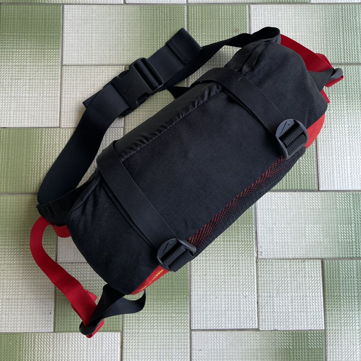 Nike ACG VINTAGE NIKE ACG MAKALU II WAIST BAG Size ONE SIZE - 8 Thumbnail