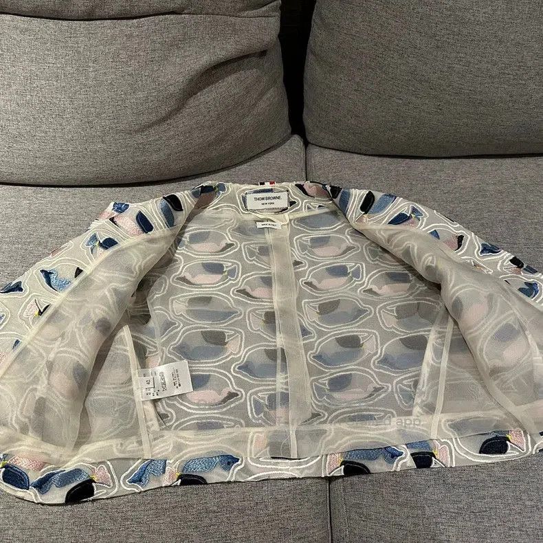 Thom Browne THOM BROWNE 3/4 Sleeve Top. Size US S / EU 44-46 / 1 - 2 Thumbnail