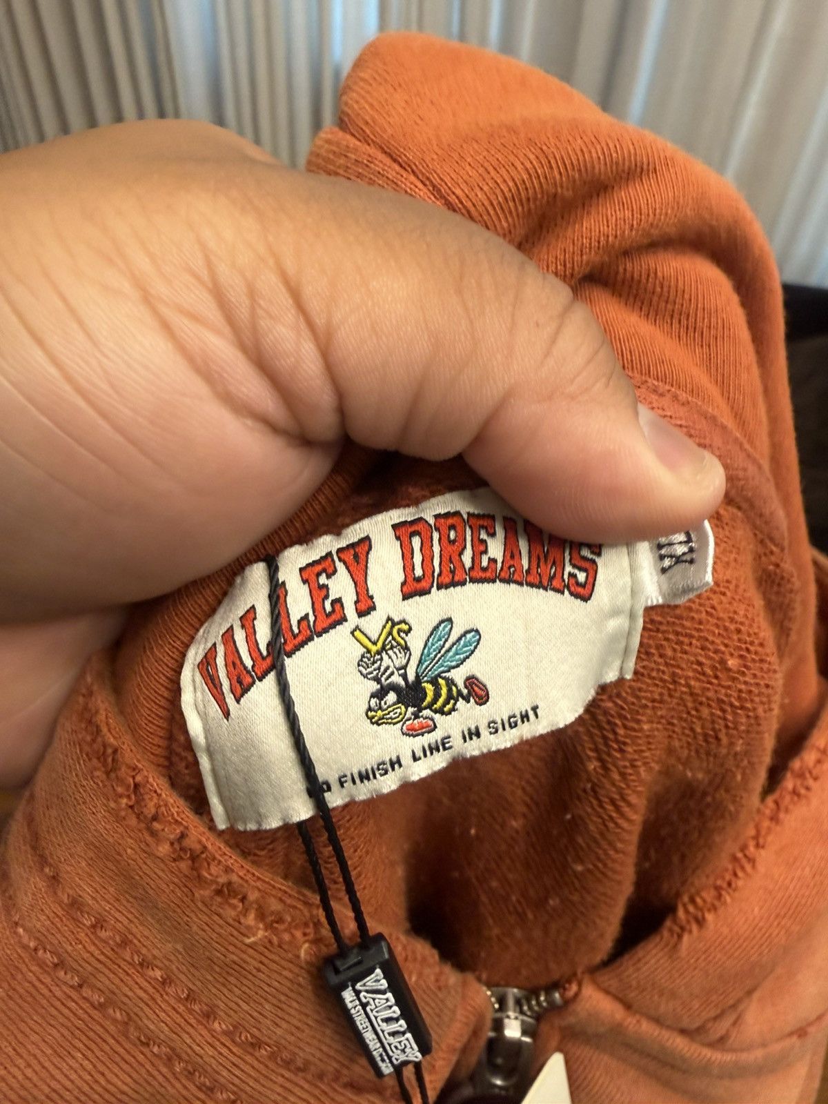Vale Vale Valley Dreams Orange Classico Zip Up Hoodie Size Medium Size US M / EU 48-50 / 2 - 11 Thumbnail