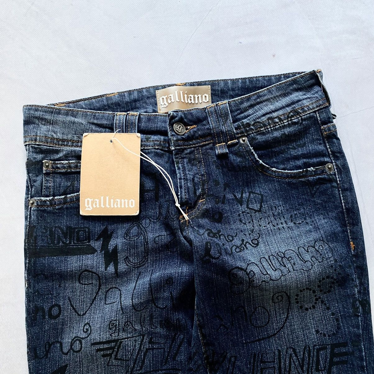 John Galliano NEW Galliano Graffiti Multi Logo Slim Fit Jeans Y2K Size 24" / US 00 / IT 34 - 8 Thumbnail