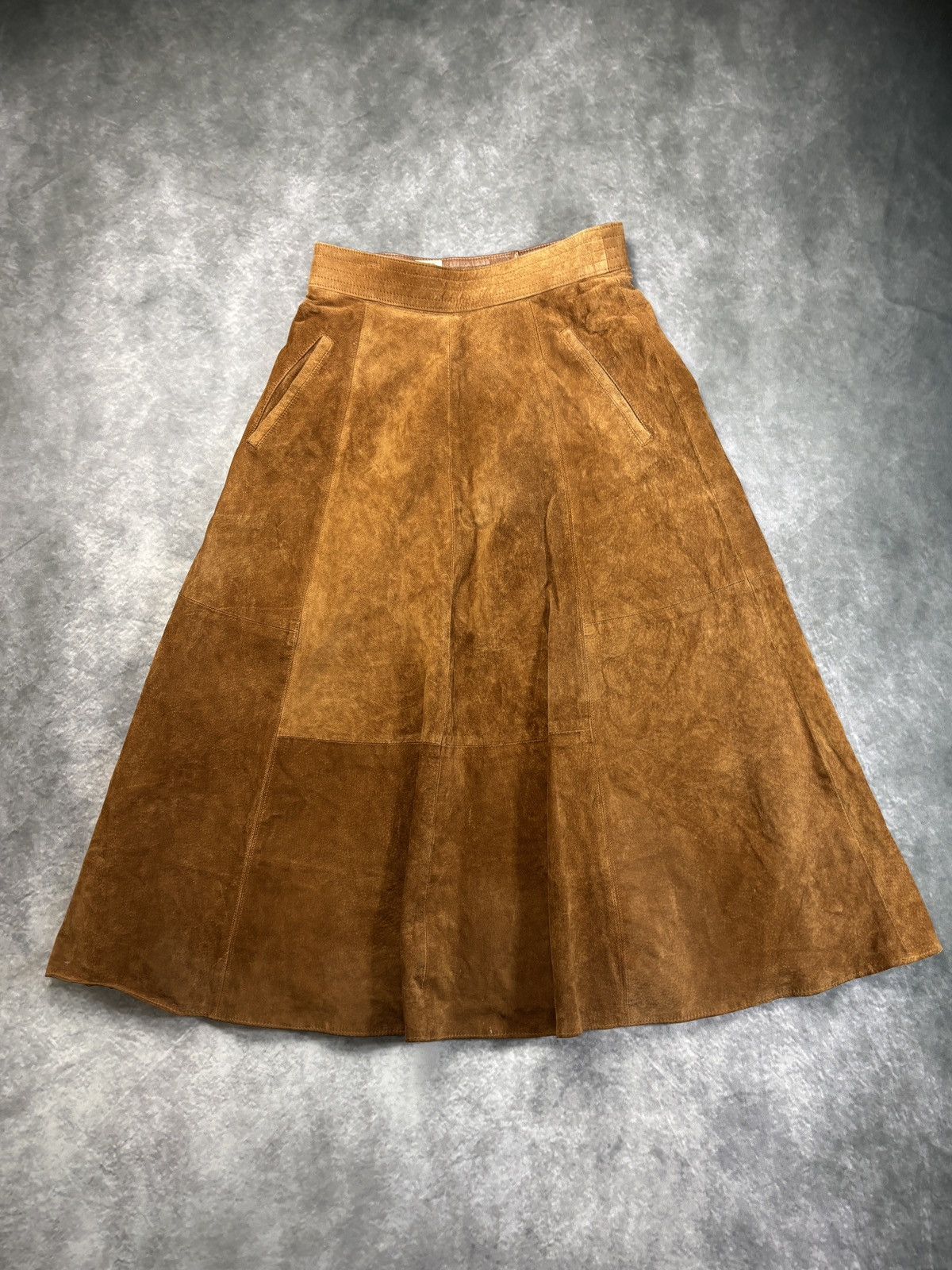 Leather × Marks & Spencer × Vintage 1960s Vintage Suede Skirt 1970s Suede Maxi Skirt St. Michael Size 28" / US 6 / IT 42 - 19 Thumbnail