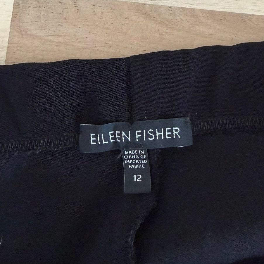 Eileen Fisher Eileen Fisher Black Crepe Dress Pants Sz 12 Size 34" / US 12 / IT 48 - 2 Thumbnail